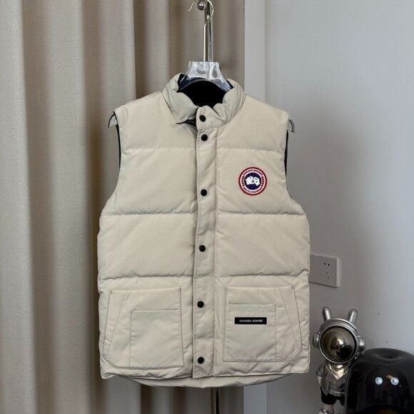 Canada Goose Men's Cream Insulated Vest - Picture 1 of 9